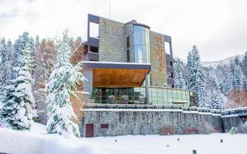 Фотографии Отель Lux Garden Hotel г. Азуга (Румыния) №3 Фото Отель Lux Garden Hotel г. Азуга 3